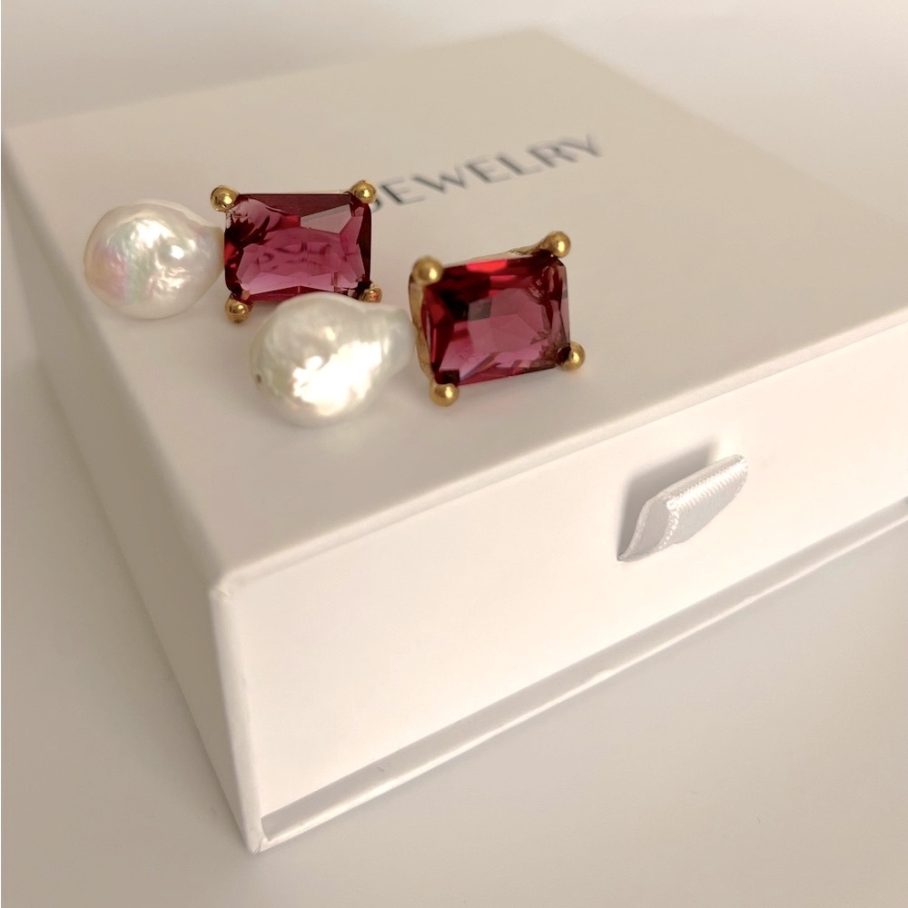 Handcrafted Real Pearl Designer Earrings Luxury Jewelry - Picture 3 of 8
